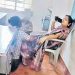 ക്ലാസ്മുറിയിലെ കാൽ തിരുമ്മൽ വീഡിയോ വൈറലായി; അധ്യാപികയ്ക്ക് സസ്പെൻഷൻ; കുട്ടികൾ സ്വമനസാലേ ചെയ്തതെന്ന് അധ്യാപികയുടെ മറുപടി