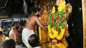 ശബരിമല സ്വർണക്കൊള്ളയിൽ അഴിമതി നിരോധന വകുപ്പ്കൂടി ചുമത്തി; ദേവസ്വം ബോർഡ് ഉദ്യോഗസ്ഥരും പ്രതിനിധികളും അഴിമതി നടത്തി