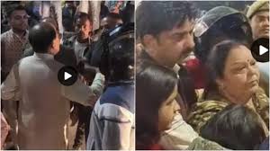 ഭർത്താവിനെയും മകനെയും ഉപേക്ഷിച്ച് ജിം ട്രെയിനർക്കൊപ്പം താമസം തുടങ്ങി യുവതി, പ്രദേശത്ത് തടിച്ചുകൂടി ഹിന്ദുസംഘടനാ പ്രവർത്തകർ