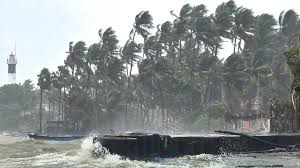 നാശം വിതച്ച് ഡിറ്റ് വാ; ശ്രീലങ്കയിൽ 334 മരണം, തമിഴ്നാട്ടിലും ആന്ധ്രയിലും ശക്തമായ മഴയ്ക്ക് സാധ്യത