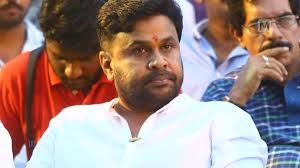 ജനപ്രിയ നായകന്റെ വൻ വീഴ്ച, കേസില് കുരുങ്ങിയ ദിലീപിന്റെ സിനിമാ ജീവിതം