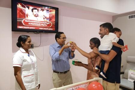 പദ്മഭൂഷൺ നിമിഷത്തിൽ മമ്മൂട്ടിയുടെ ഒരു വാത്സല്യക്കാഴ്ച,നിറകൺചിരിയോടെ റാഹേൽ