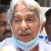‘മരിച്ചിട്ടും ഉമ്മൻ ചാണ്ടിയെ വേട്ടയാടുന്നു, കോൺ​ഗ്രസ് നോക്കി നിൽക്കില്ല’; മന്ത്രി ​ഗണേഷ് കുമാറിന് മുന്നറിയിപ്പ്