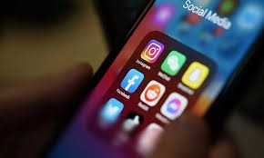 ഡിജിറ്റൽ ലോകത്തെ ശുദ്ധീകരണം: 16 വയസ്സിൽ താഴെയുള്ളവർക്കുള്ള സോഷ്യൽ മീഡിയ നിരോധനത്തിൽ നിർണ്ണായക പുരോഗതി