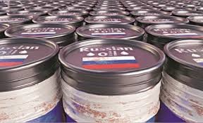 വൻ വിട്ടുവീഴ്ചയ്ക്ക് തയാറായി അമേരിക്ക, കോളടിച്ചത് റഷ്യക്ക്; റഷ്യൻ എണ്ണ ഉൽപ്പന്നങ്ങൾ വാങ്ങാൻ രാജ്യങ്ങൾക്ക് അനുമതി, നിർണായക നീക്കം