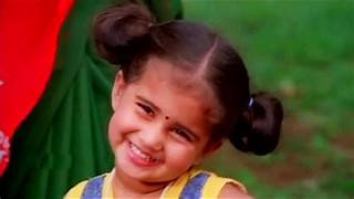 കണ്ണ് തുറിച്ച് ജഡം വരുന്ന പോലെ, ഒരനക്കവുമില്ല, കൊച്ച് മരിച്ചെന്ന് കരുതി’; നെഞ്ചിടിപ്പിക്കുന്ന ഓർമയുമായി ഉർവശി