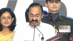 കേരളത്തിൻ്റെ മുഖ്യമന്ത്രിയായി വിഡി സതീശൻ അധികാരമേറ്റു
