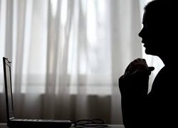രഹസ്യരേഖകൾ പുറത്തായി; വിക്ടോറിയൻ പാർലമെന്ററി കമ്മിറ്റിയുടെ വീഴ്ചയിൽ പ്രതിസന്ധിയിലായി അതിജീവിതർ