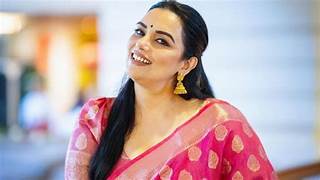 അമ്മ’യിലെ തമ്മിലടി അതിരൂക്ഷം; ‘ശ്വേത മേനോന് അധികാരക്കൊതി’, പാവപെട്ട അംഗങ്ങളുടെ ശാപം ശ്വേതക്ക് കിട്ടുമെന്ന് ഉഷ ഹസീന