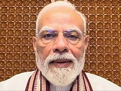 ജെൻസികൾക്ക് സന്ദേശവുമായി പ്രധാനമന്ത്രി നരേന്ദ്രമോദി; ‘ജീവിതത്തിൽ കുറുക്കുവഴികൾ തിരഞ്ഞെടുക്കരുത്’