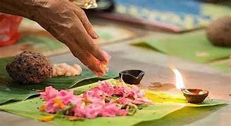 ഇന്ന് കർക്കിടക വാവ്, പിതൃപുണ്യം തേടി ആയിരങ്ങൾ, ക്ഷേത്രങ്ങളിലും പ്രത്യേക ബലി തർപ്പണ കേന്ദ്രങ്ങളിലും പുലർച്ചെ മുതൽ വൻ തിരക്ക്