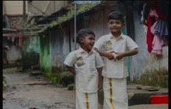 ചിങ്ങപ്പിറവിയിൽ മമ്മൂട്ടിയുടെ സമ്മാനം; പുതുവർഷത്തിലേക്ക് കാതുതുറന്ന് മിഖായേലും മിഹോക്കും