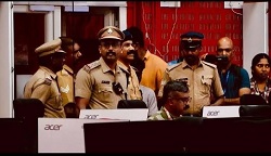 ‘റിപ്പോർട്ടർ ടിവിയിലെ പരിശോധനയിൽ ആവശ്യമായ തെളിവുകൾ കിട്ടി; ഇത് മാധ്യമസ്വാതന്ത്ര്യത്തിനെതിരായ നടപടിയല്ല, അങ്ങനെ തെറ്റിദ്ധരിപ്പിക്കരുത്’