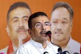 ‘പശുക്കളെ സംരക്ഷിക്കും, സന്യാസികളെ അപമാനിക്കുന്നവരെ ജയിലിലടയ്ക്കും’; ബംഗാളിൽ കാറ്റ് മാറിയെന്ന് സുവേന്ദു