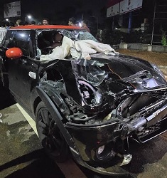 നെടുമ്പാശ്ശേരി മിനി കൂപ്പർ അപകടം; അന്വേഷണ സംഘം കൊല്ലപ്പെട്ടവരുടെ വീടുകളിൽ എത്തും