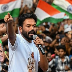 സിജെപി ജന്തർമന്തർ പ്രക്ഷോഭം: ദില്ലിയിൽ പ്രതിഷേധക്കാരെ കസ്റ്റഡിയിലെടുക്കുന്നു